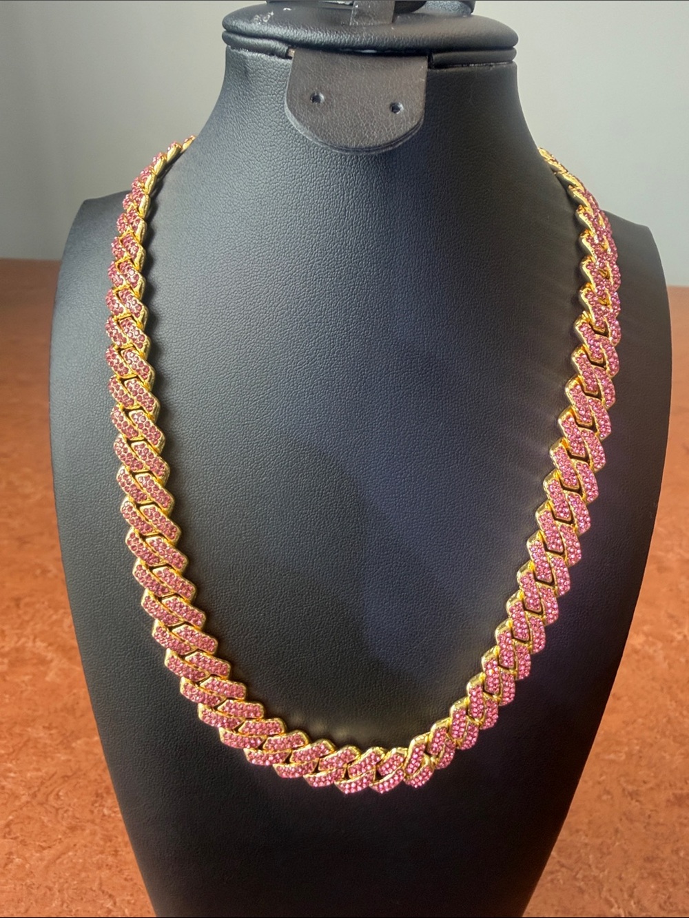 Hot Pink Link Chain w/Gold Accents - VVSCZ jewels - 20 inches